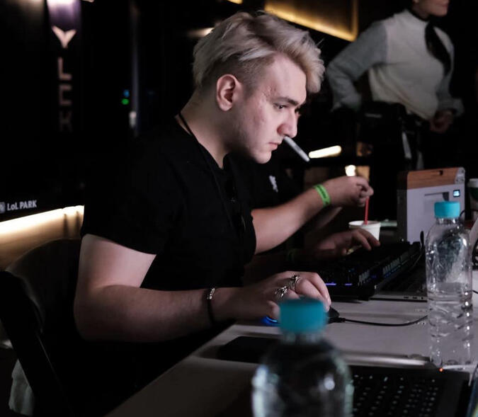 Michael Cabrer working in Seoul for Worlds 2023